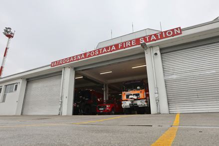 Zagreb Airport Firefighting and rescue unit demonstrated the response procedure in emergency situations and opened renovated premises
